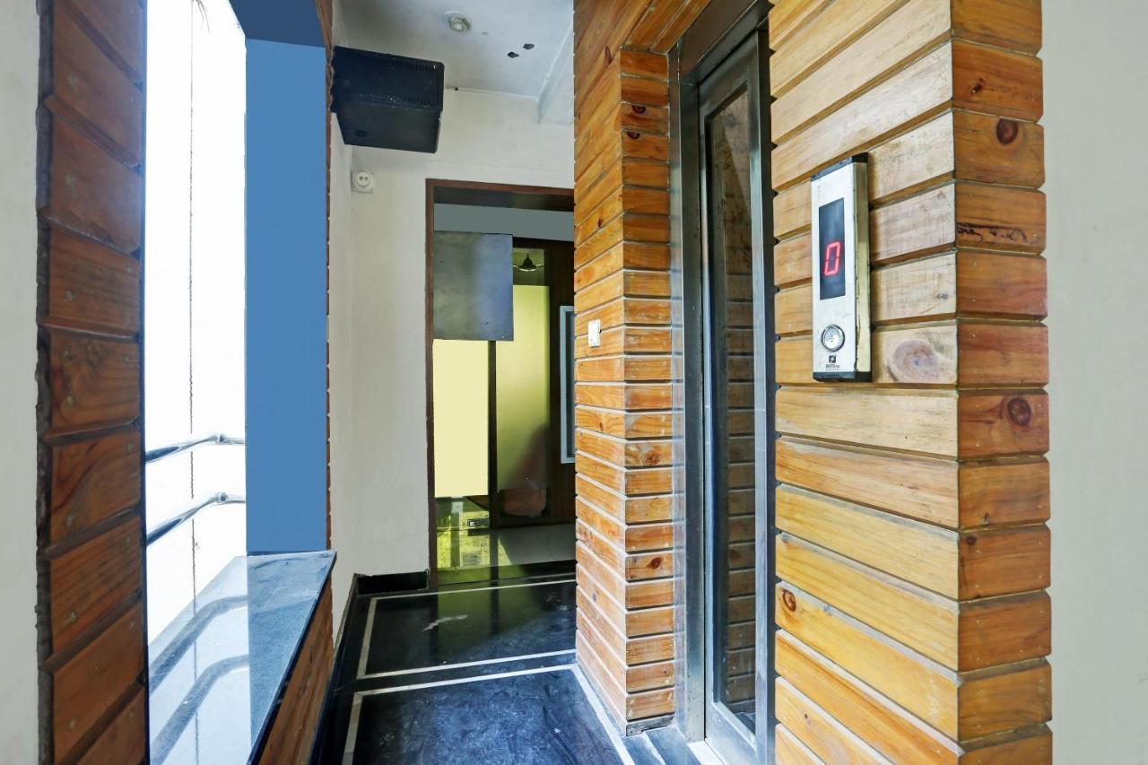 Oyo 85290 Milona Service Hotel Mumbai